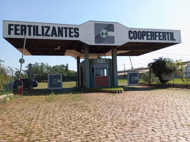 Galpão logístico para venda em Vila San Martin, 11,377m²