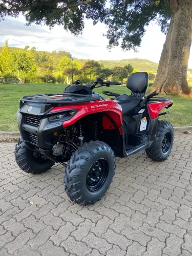 Quadriciclo Can-Am Outlander 700 Max , ano 2024