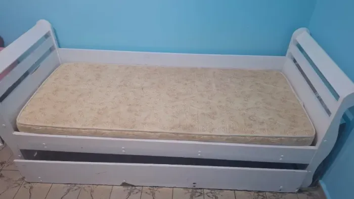 Cama Beliche Infantil Menina [ Cor: Branca ] - Muito Bem Conservada!