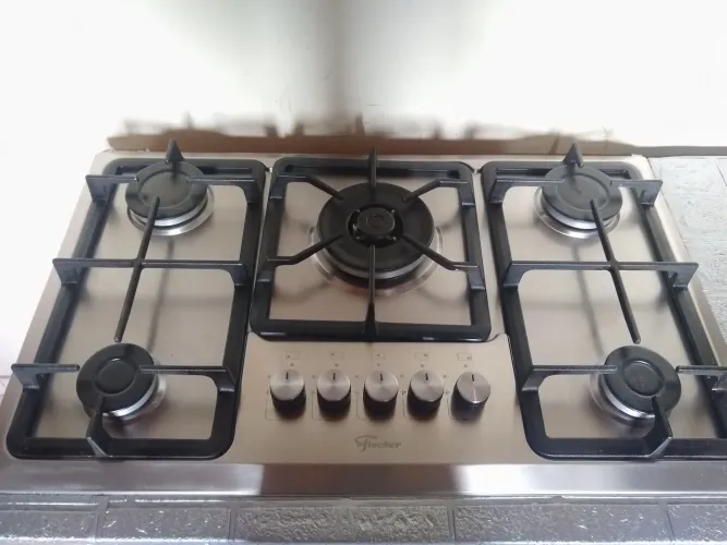 Cooktop Fisher semi novo inox funcionando tudo perfeitamente.