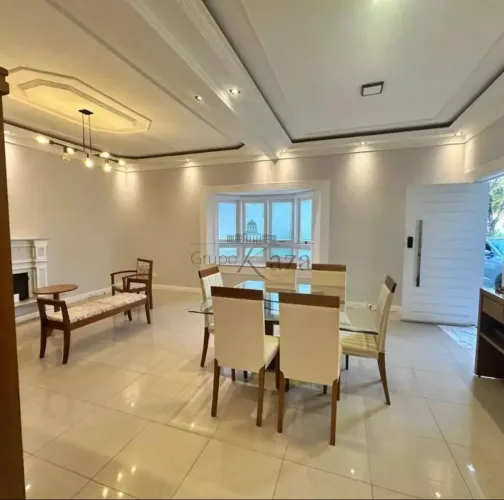 Oportunidade - Casa em Condomínio - Villa Branca - Residencial Villa Branca I - 3 Dormitór