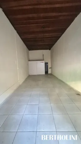Loja de 50 m² em uma das vias mais movimentadas no Centro de Resende-RJ