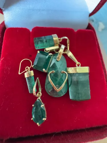 Pingentes esmeralda ouro 18k 6 unidades