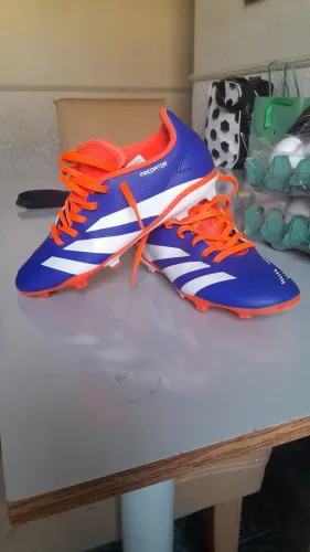 Adidas Predator Campo - Tamanho 32 - Azul, laranja e branca