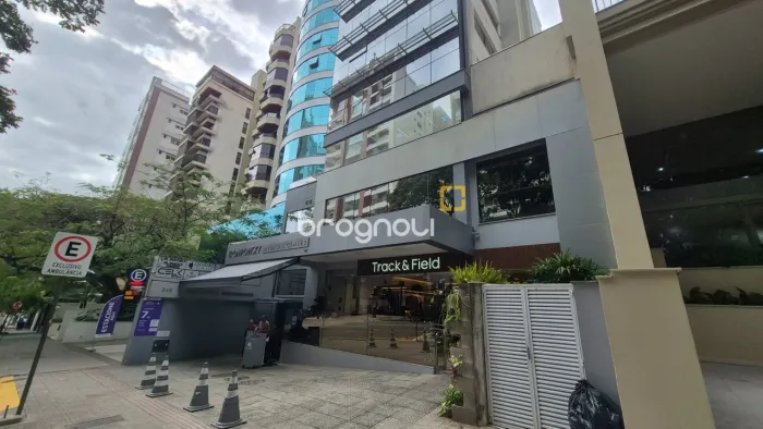 Excelente Sala Comercial no Edifício Medical Center Av. Trompowsky, Florianópolis