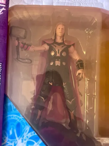 Thor Marvel Select The Dark World 2013 Diamond Select Toys Original Lacrado Colecionador