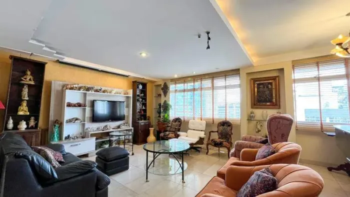 APARTAMENTO DE 4 QUARTOS COM 2 VAGAS À VENDA NO FUNCIONÁRIOS, BH  200 M²