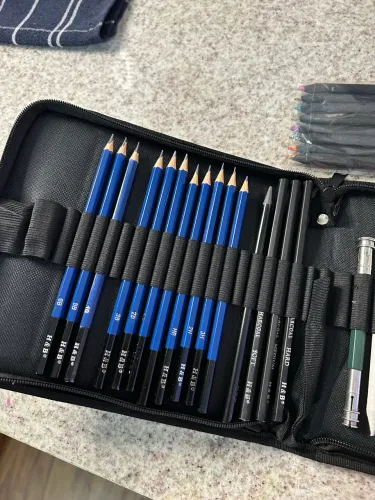 Estojo de lápis para desenho