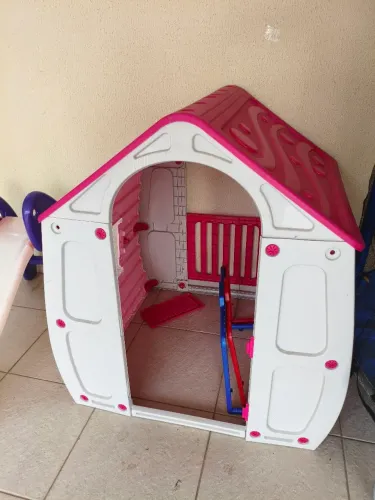 Casa de brinquedo.