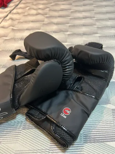 Luva de Boxe Naja Black (12oz)