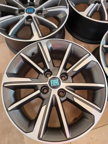 Rodas esportivas aro 15 FIAT