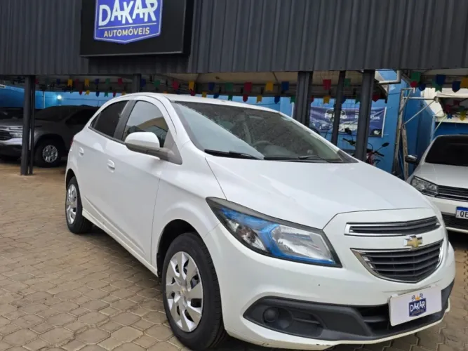 Chevrolet Onix Hatch LT 1.0 8V Flex Mec. 4P 2016