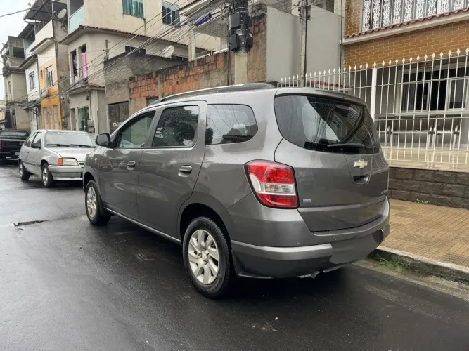Chevrolet Spin LTZ 1.8 8V Econo.flex 5P Aut. 2014