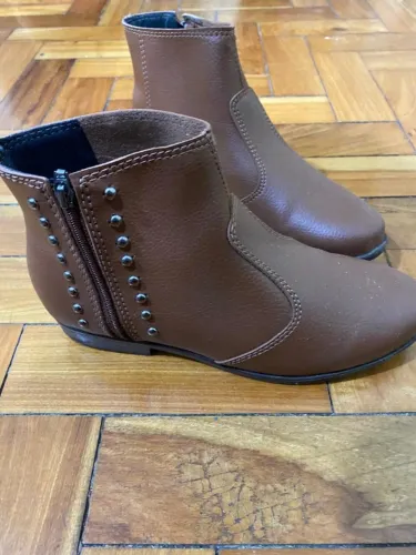 Bota cano curto