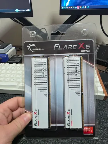 G.Skill Flare X5 Branca (2x32GB) 6000Mhz CL28
