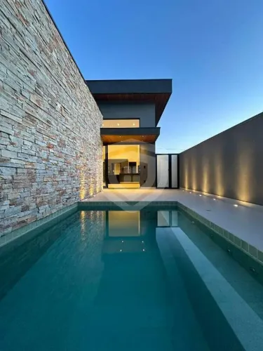 Casa em condomínio fechado para locação com 3 suítes 300m² Residencial Tamboré- Bauru- Sp