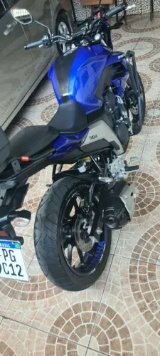Fz25 TROCO POR CARRO