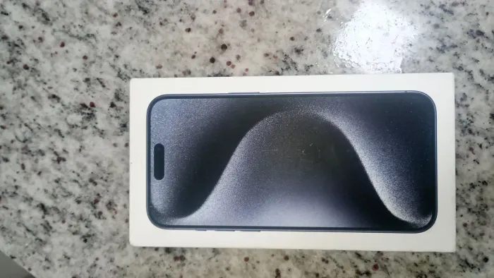 Caixa de iPhone 15 pro Max