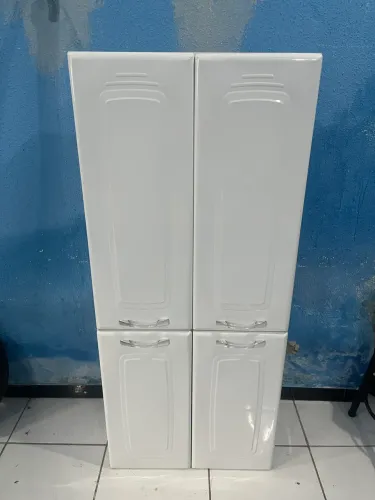 PANELEIRO DE AÇO TELA SUL 350$ NOVINHO