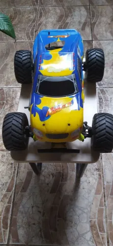 Automodelo Big Moster Truck 4x4