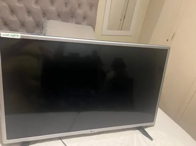 VENDO TV LG COM CONTROLE 32 POLEGADAS