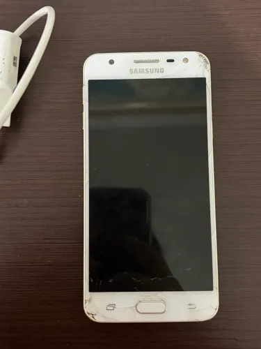 Samsung galaxy j5 prime 