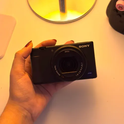 Sony ZV-1 + Kit Completo para Criadores de Conteúdo