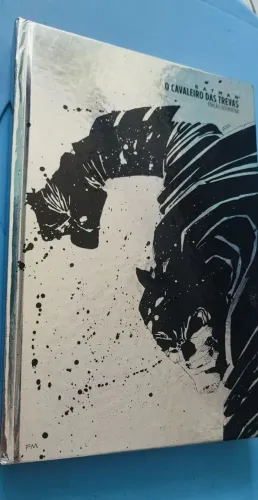 HQs Batman Ano Um + Cavaleiro das Trevas + a sangrenta origem do coringa