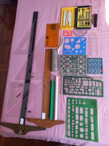 Acessórios para desenho técnico