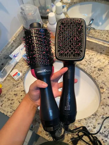 2 escovas secadoras 