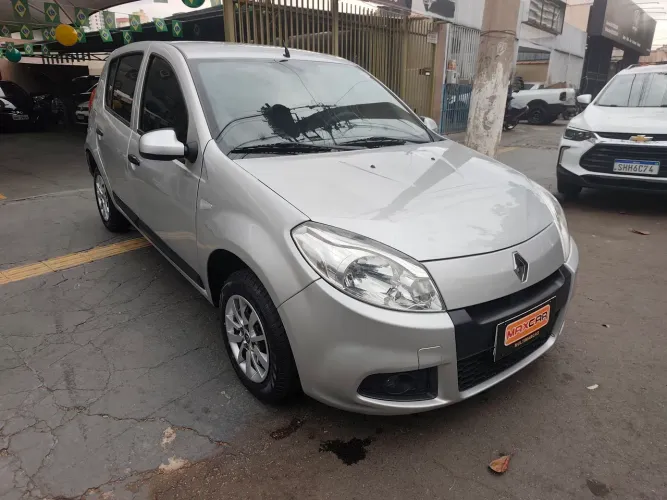 Renault Sandero Expression Hi-flex 1.0 16V 5P 2013