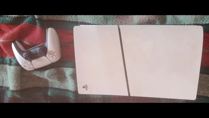 Play Station 5 - perfeito estado de conservação