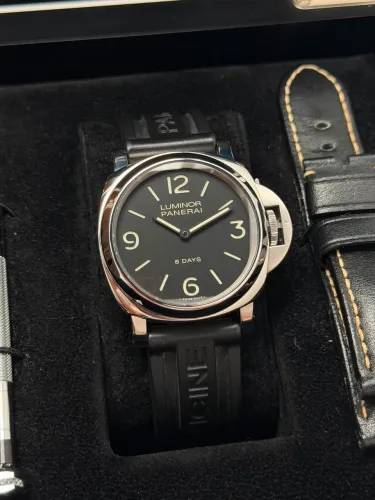 Panerai Luminor Base 8 Days