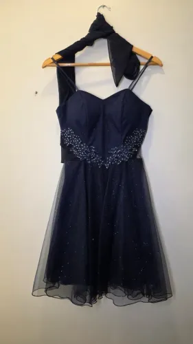 vestido de festa azul marinho com brilho