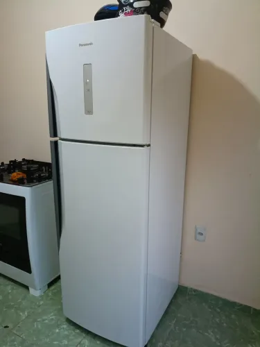 Geladeira frost free Panasonic