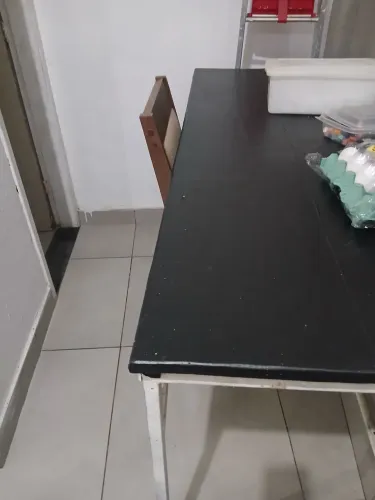 Mesa grande pe de ferro madeira