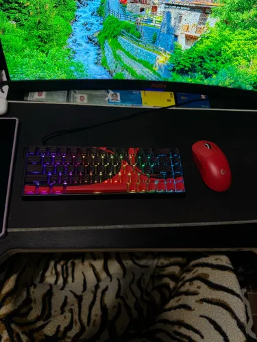 Combo Red Mouse g pro x superlight (vermelho) + Teclado aula magnético (vermelho)