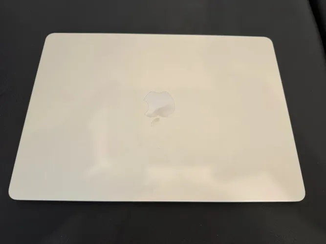 MacBook Air 2025 M4 256GB SSD 16GB RAM