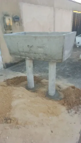 Lixeira de concreto