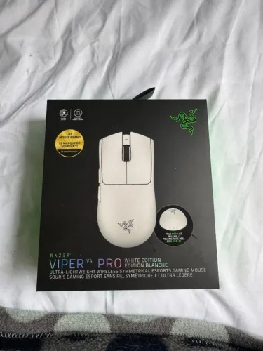 Razer Viper V4 Pro White Edition