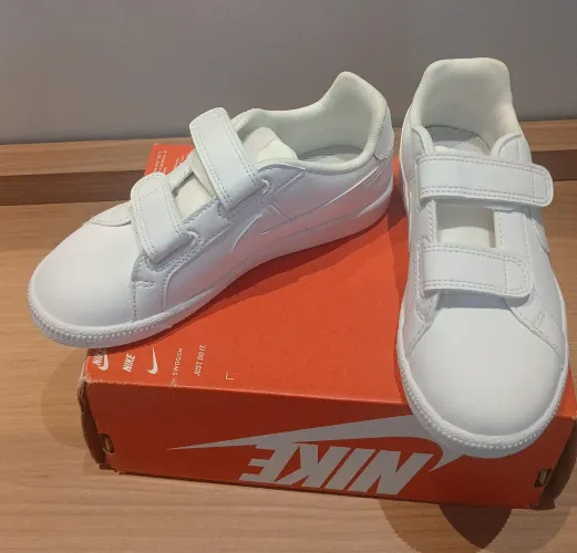 Tênis infantil Nike Tam.28