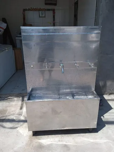 Bebedouro de inox