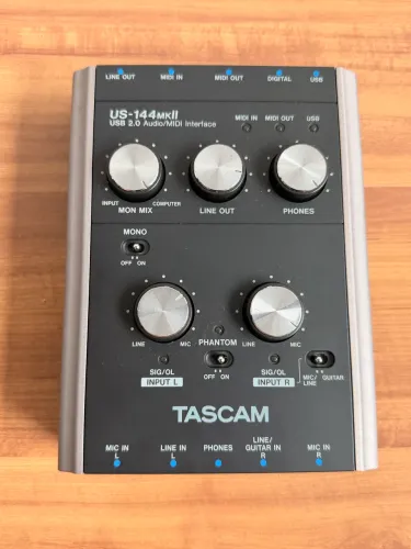 Interface Tascam US- 144mkII