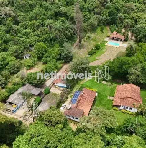 Sítio à venda em Brumadinho MG - 13 Hectares, 11 Quartos