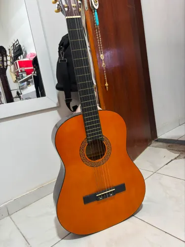 Violão novo + capa