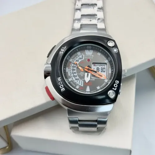 Relógio Citizen Meia Lua VB893