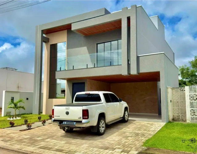 Vende-se Sobrado de Alto Padrão - Swiss Park