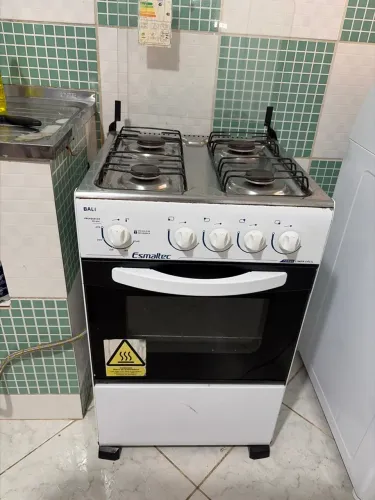 Fogão 4 bocas Esmaltec