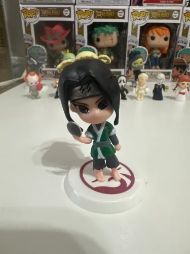 Miniatura Haku Naruto - Action Figure Colecionável com Base