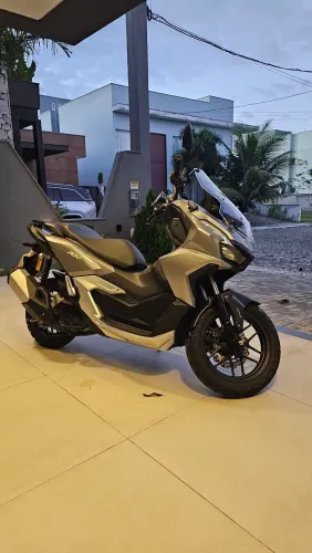 Honda Adv 160